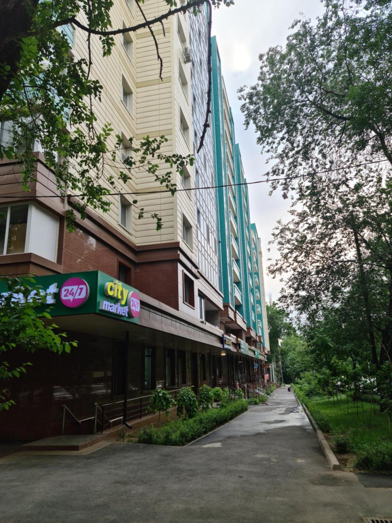 Новый Жк В Самом Центре Города Almaty Bagian luar foto